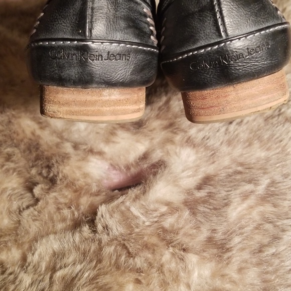 Calvin Klein Raven Flats - Picture 5 of 6